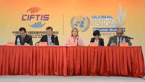 Officials and Experts Offer Perspectives on Beijing’s Economic Outlook
